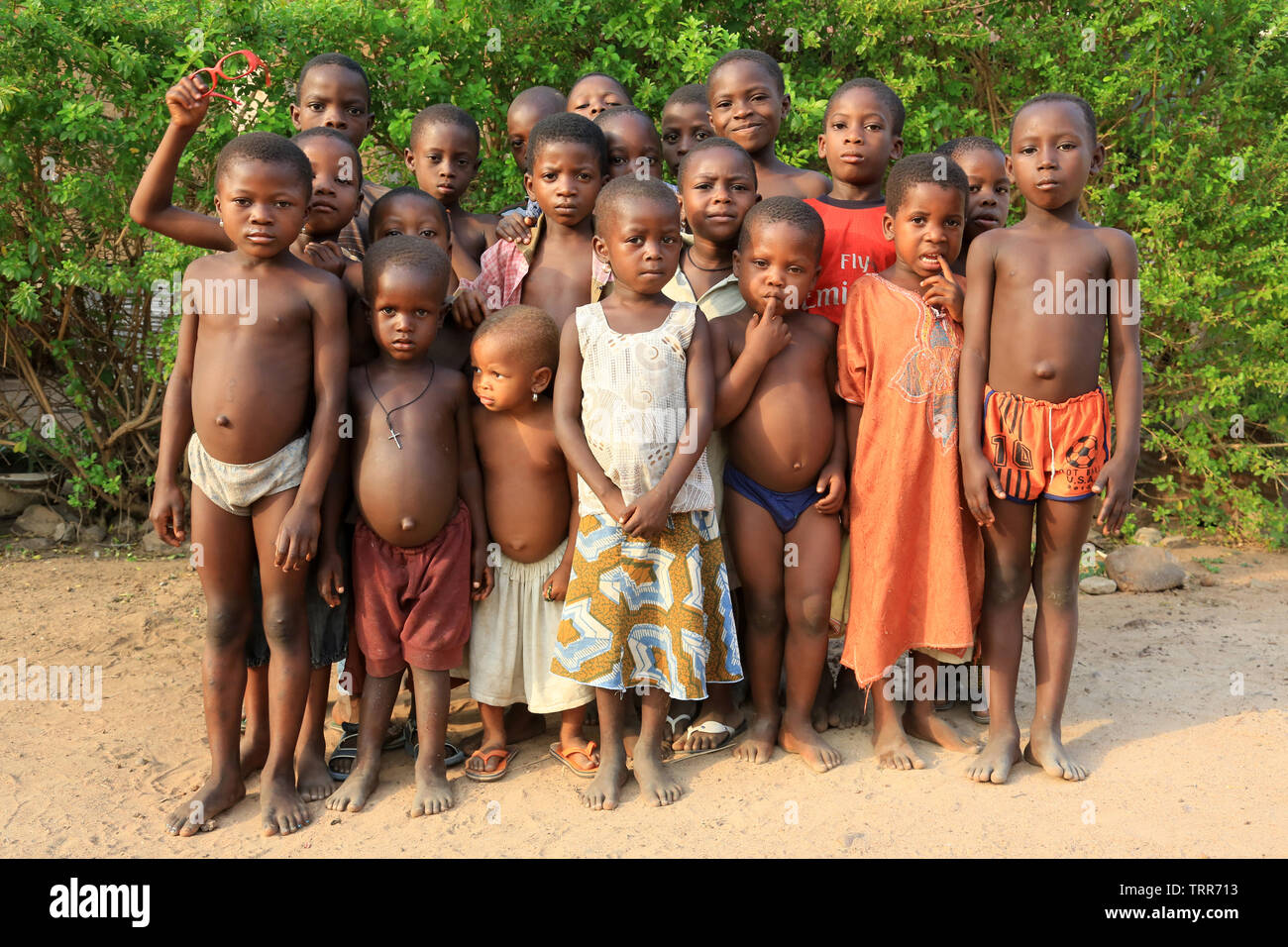 Groupe d'Enfants Togolais. Datscha. Togo. Afrique de l'Ouest. Stockfoto