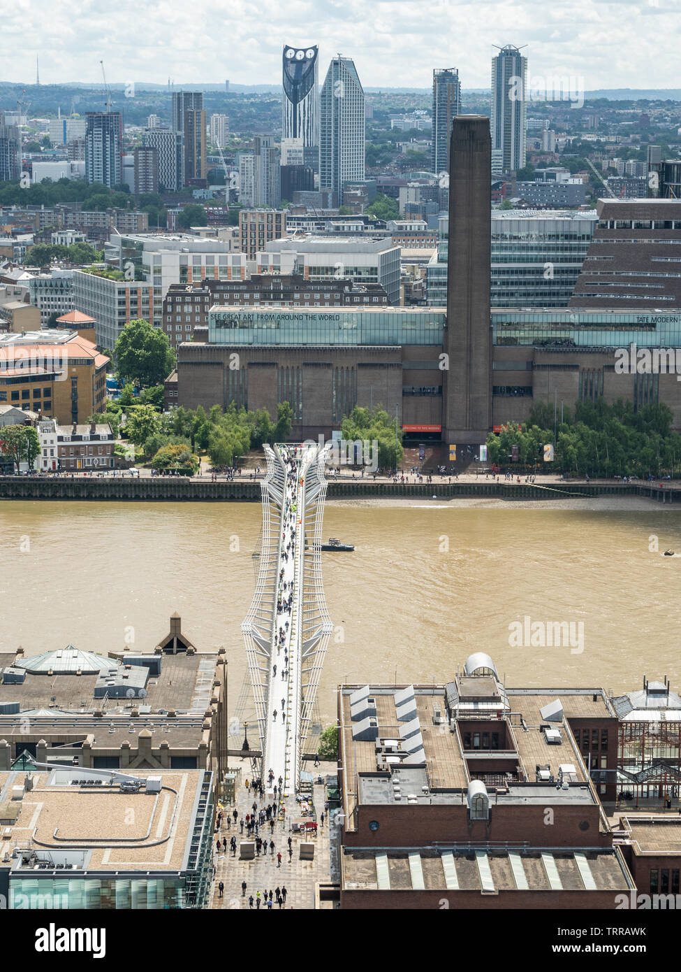 Blick von der St Pauls Cathedral, London, England. Stockfoto