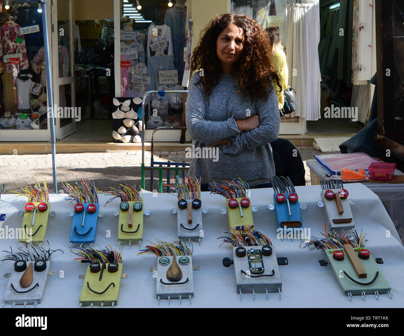 Der Nachalat Binyamin Markt ist ein Markt in alle Arten von Kunst und Kunsthandwerk aus allen Ecken von Israel spezialisiert hat. Stockfoto