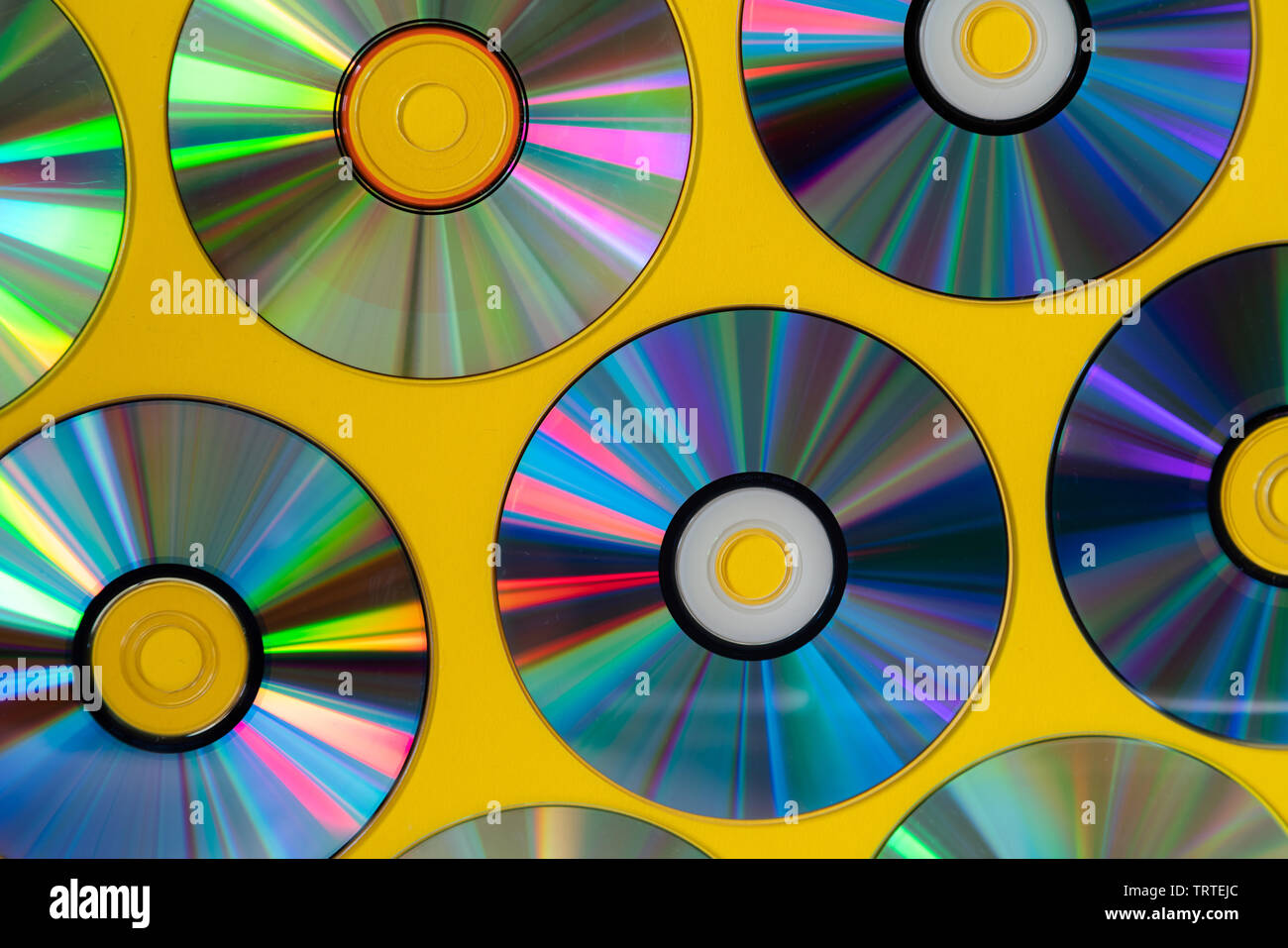 Vintage CD- oder DVD-Laufwerk aus, Hintergrund, alte Kreis Discs für die Speicherung von Daten, Filme und Musik Stockfoto