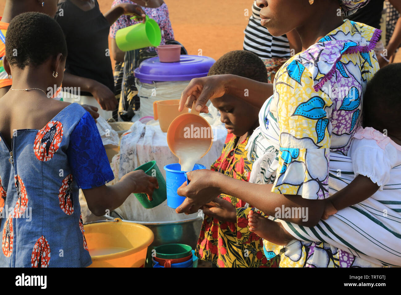 Restaurant de Rue. Agbonou Koeroma. Togo. Afrique de l'Ouest. Stockfoto