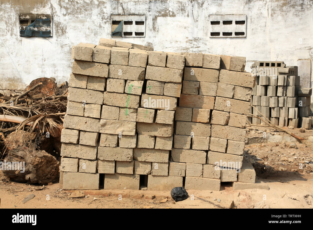 Blöcke de Pierres pour la Construction. Abkommen von Lomé. Togo. Afrique de l'Ouest. Stockfoto