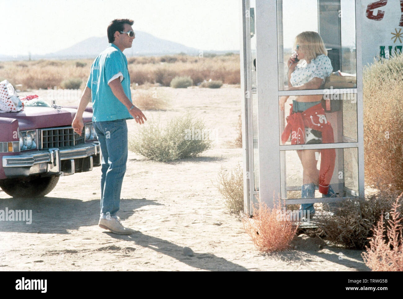 PATRICIA ARQUETTE und CHRISTIAN SLATER in True Romance (1993). Copyright: Nur die redaktionelle Nutzung. Kein Merchandising oder Buch deckt. Dies ist eine öffentlich verteilten Handzettel. Zugriffsrechte nur, keine Lizenz des Urheberrechts zur Verfügung gestellt. Nur in Verbindung mit Werbung für diesen Film. Credit: MORGAN CREEK/DAVIS FILME/Album Stockfoto