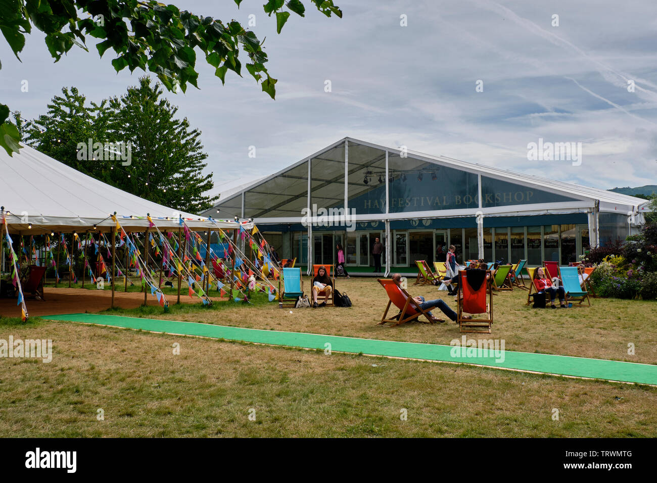 Die Hay Festival Buchhandlung am Heu Literaturfestival, Heu auf Wye, Powys Stockfoto