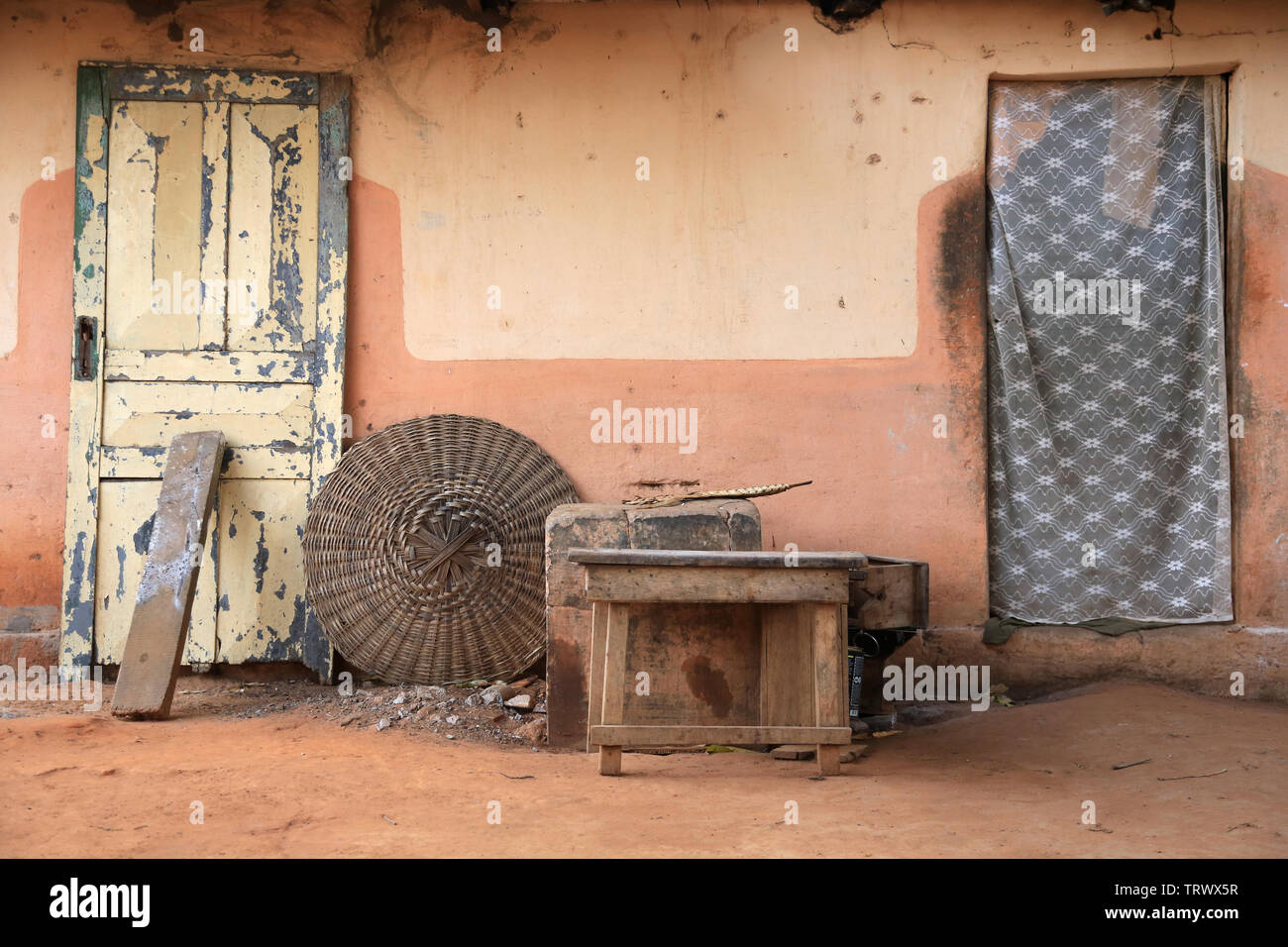 Fassade d'une Habitation au Togo. Afrique de l'Ouest. Stockfoto