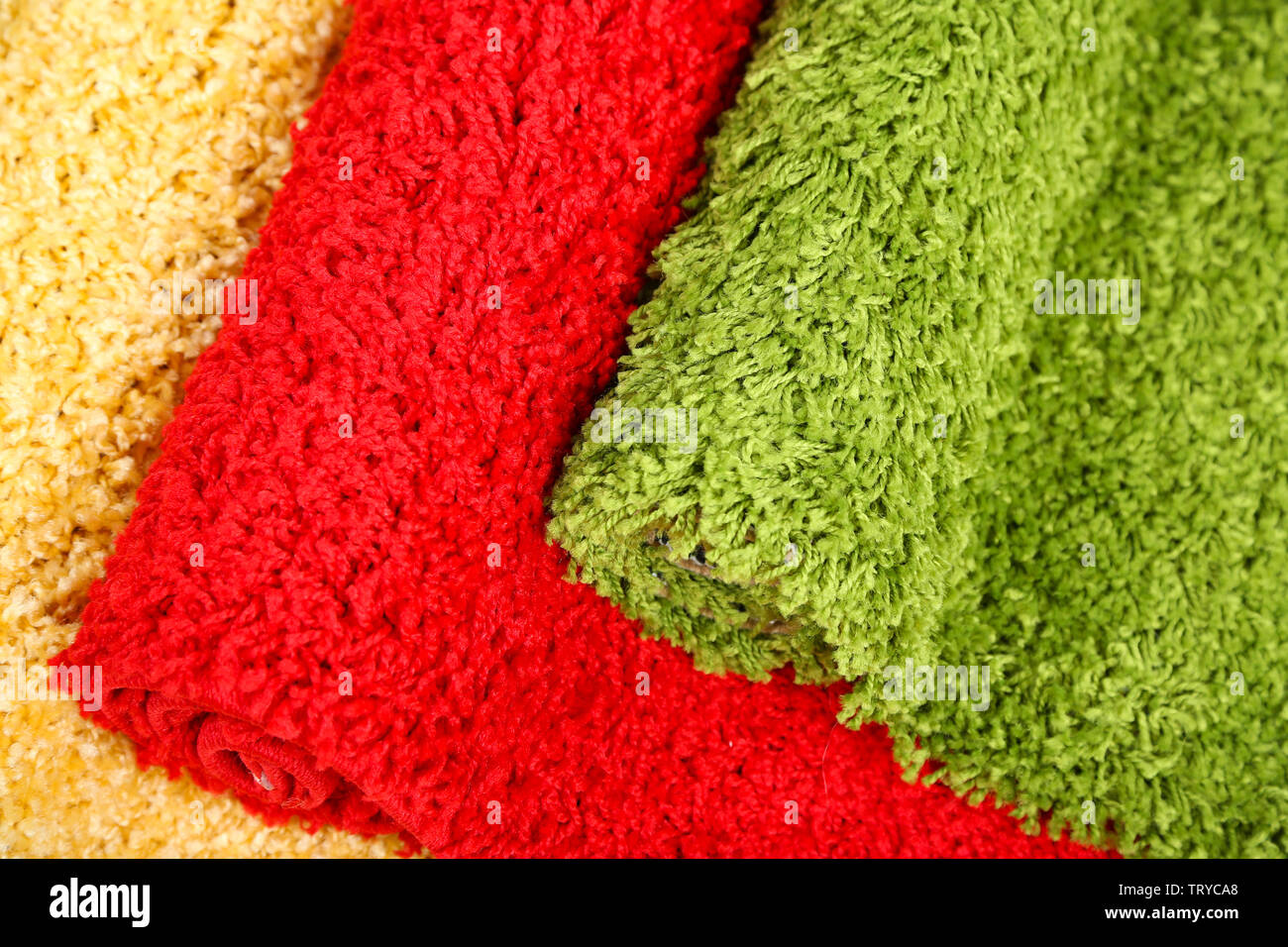 Viele Teppiche in verschiedenen Farben close-up Stockfoto
