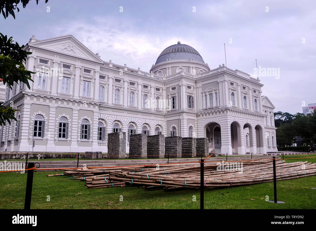 Singapur, 2. Oktober 2015. Nationalmuseum von Singapur tagsüber. Es ist das älteste Museum in Singapur. Stockfoto