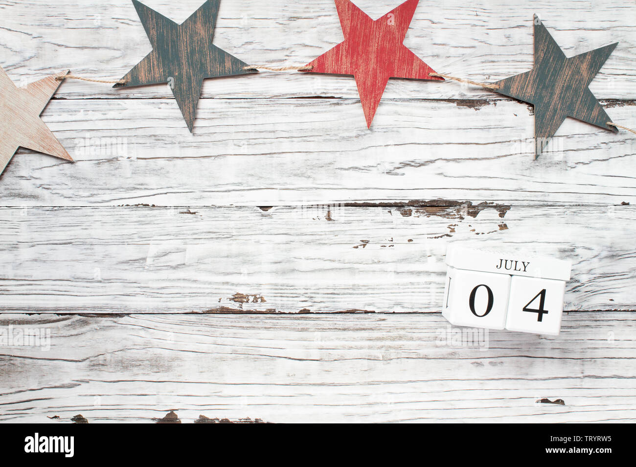 Am 4. Juli. Holz- und Holz Kalender Blöcke mit dem Datum 4. Juli Amerikas Unabhängigkeit Tag zu kennzeichnen. . Stockfoto
