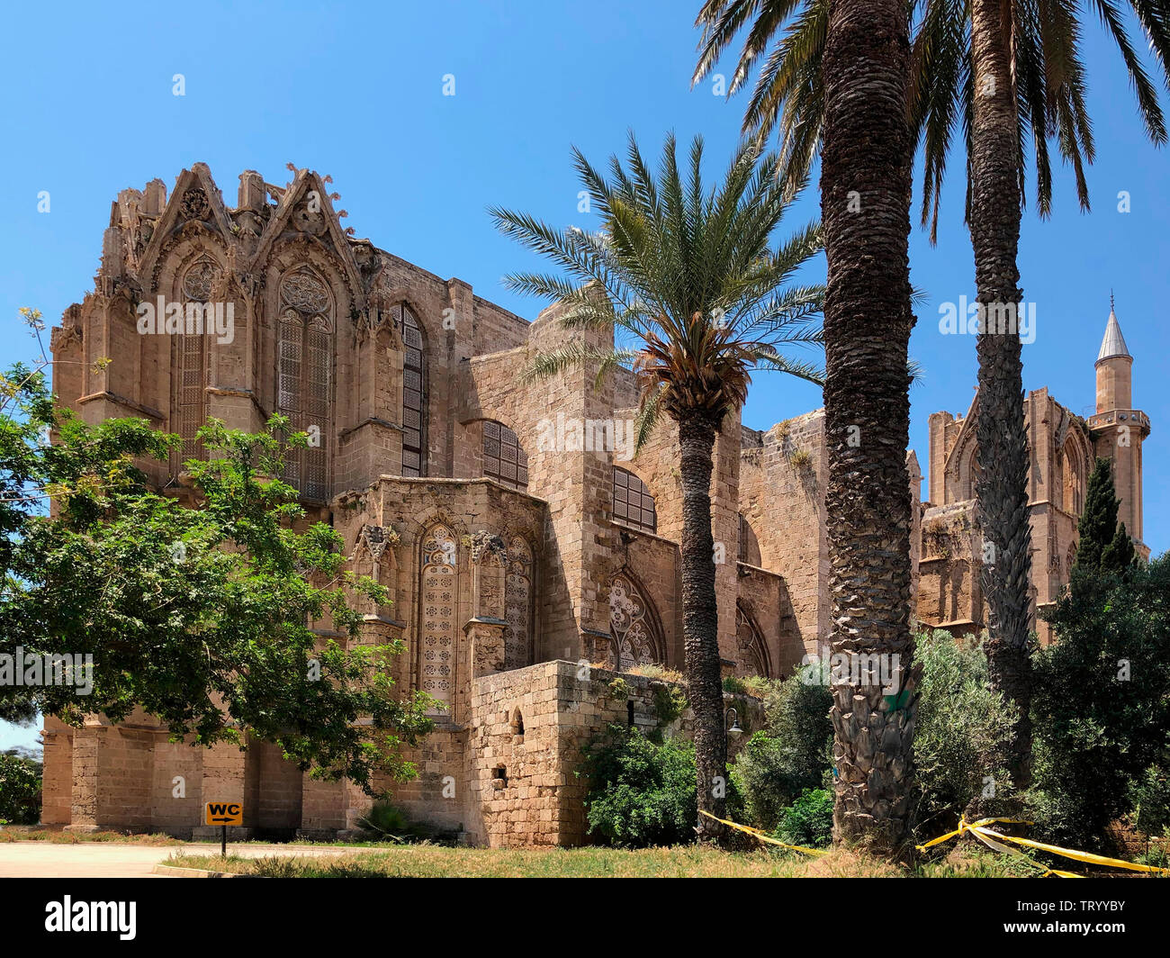 Lala Mustafa Pascha Moschee in Famagusta in der Türkischen Republik Nordzypern (TRNC) - Ursprünglich eine gotische Kathedrale aus dem 14. Jahrhundert. Stockfoto