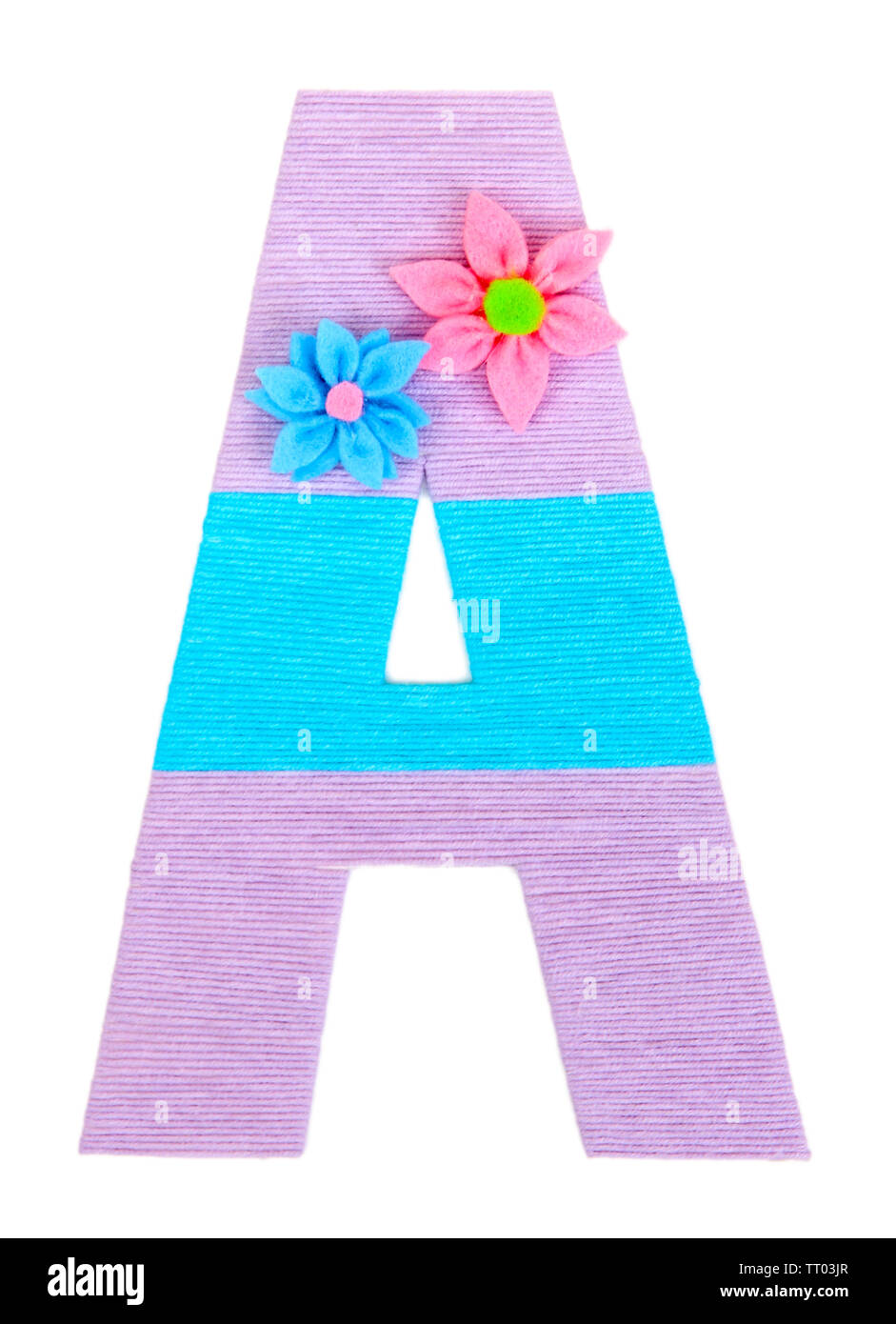 Buchstabe A erstellt mit bunten stricken Hof isoliert auf weißem Stockfoto