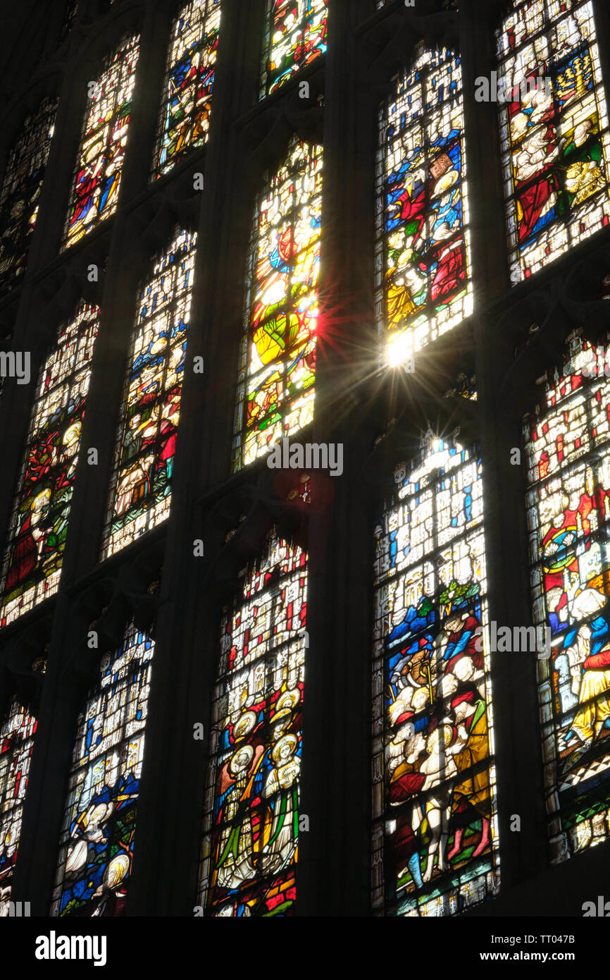 Die Abtei von Bath, Glasfenster. Bath, England, UK. Stockfoto