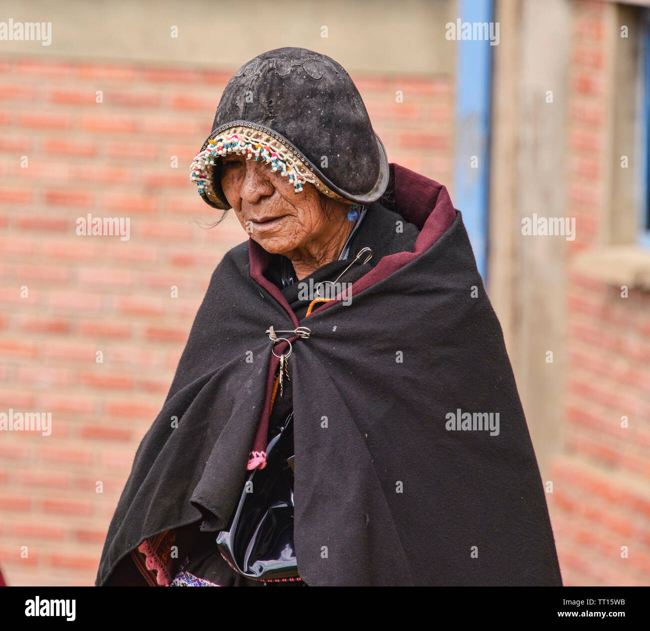 Traditionelle Yampara Frauen mit leder hüte, Tarabuco, Bolivien Stockfoto