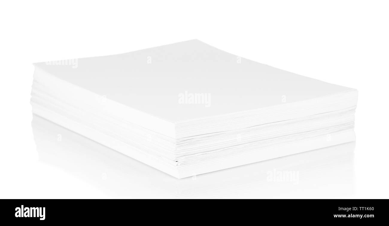 Stapel weißes Papier isoliert auf weißem Stockfoto