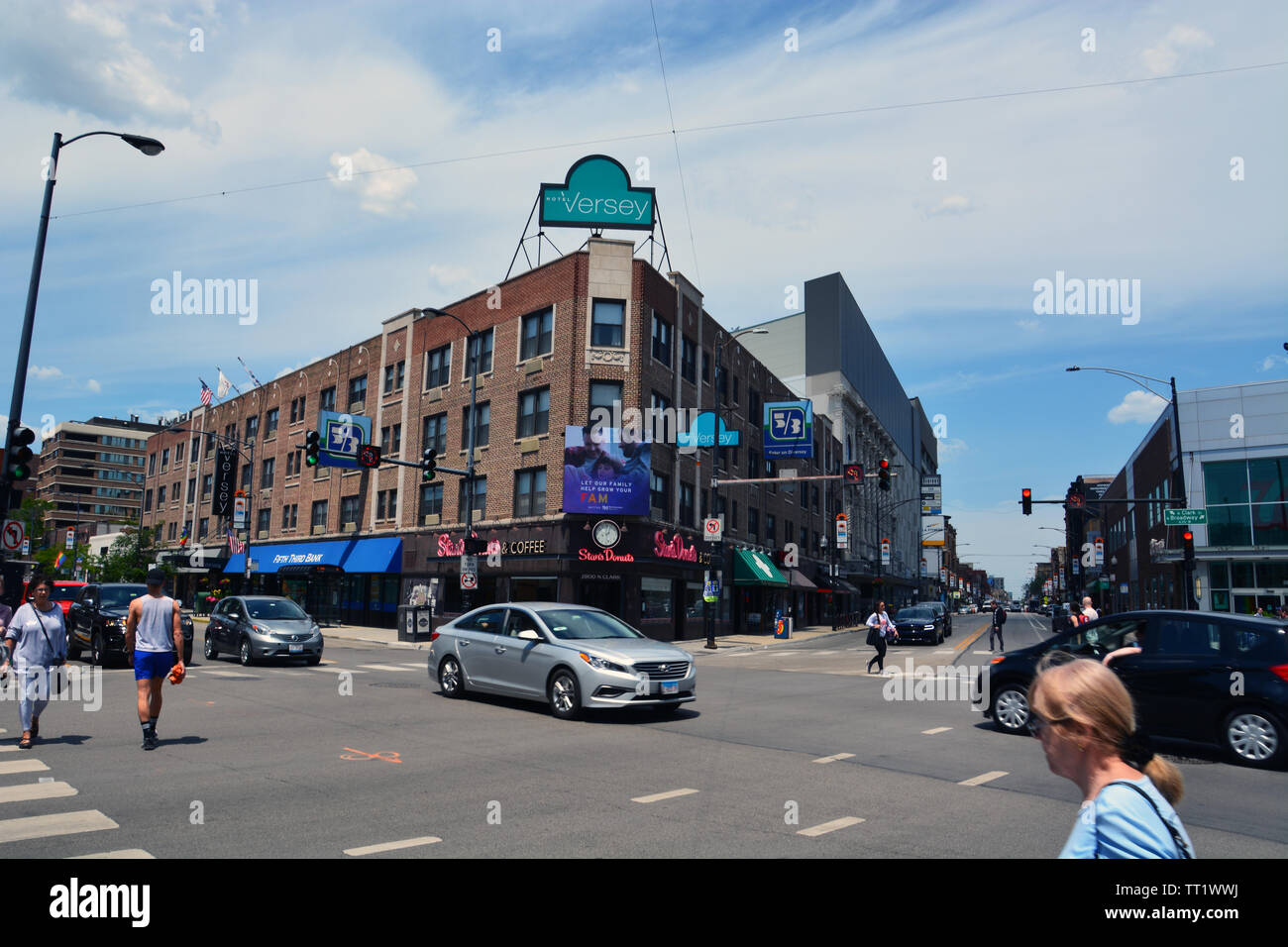 Der Schnittpunkt von Clark, Diversey, und Broadway bilden die Grenze zwischen dem Lincoln Park und Lakeview Nachbarschaften von Chicago Stockfoto