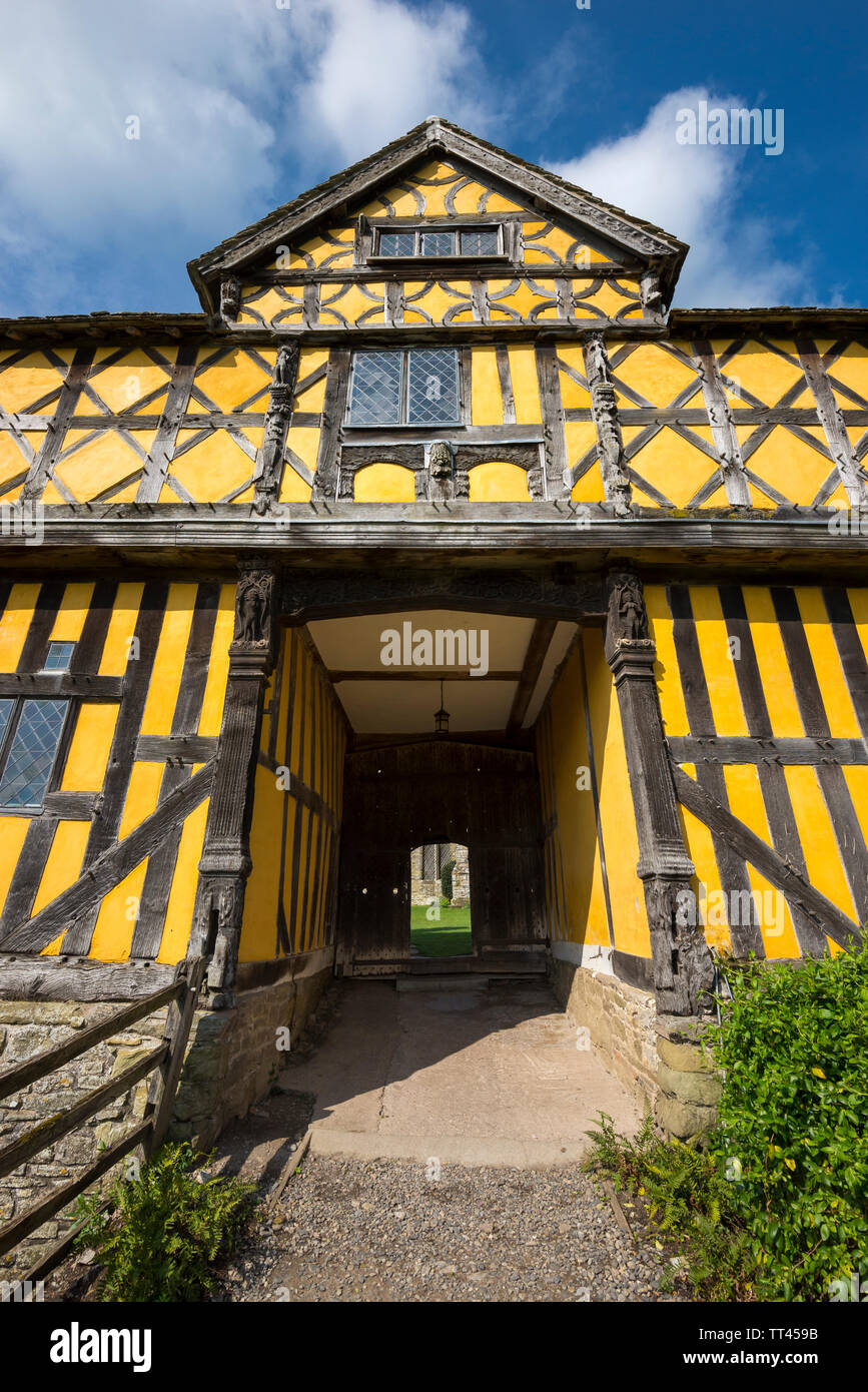 Stokesay Schloss, Shropshire, England. Ein mittelalterliches Herrenhaus in der Nähe von Craven Arms, Shropshire, der ein beliebtes Reiseziel. Stockfoto