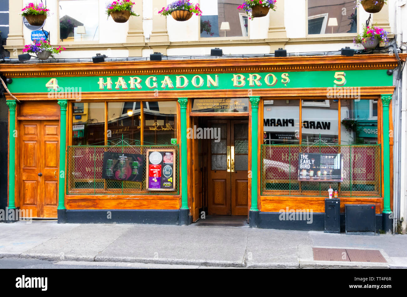Hargadon Bros Bar, ein traditionelles irisches Pub in Sligo, Irland Stockfoto