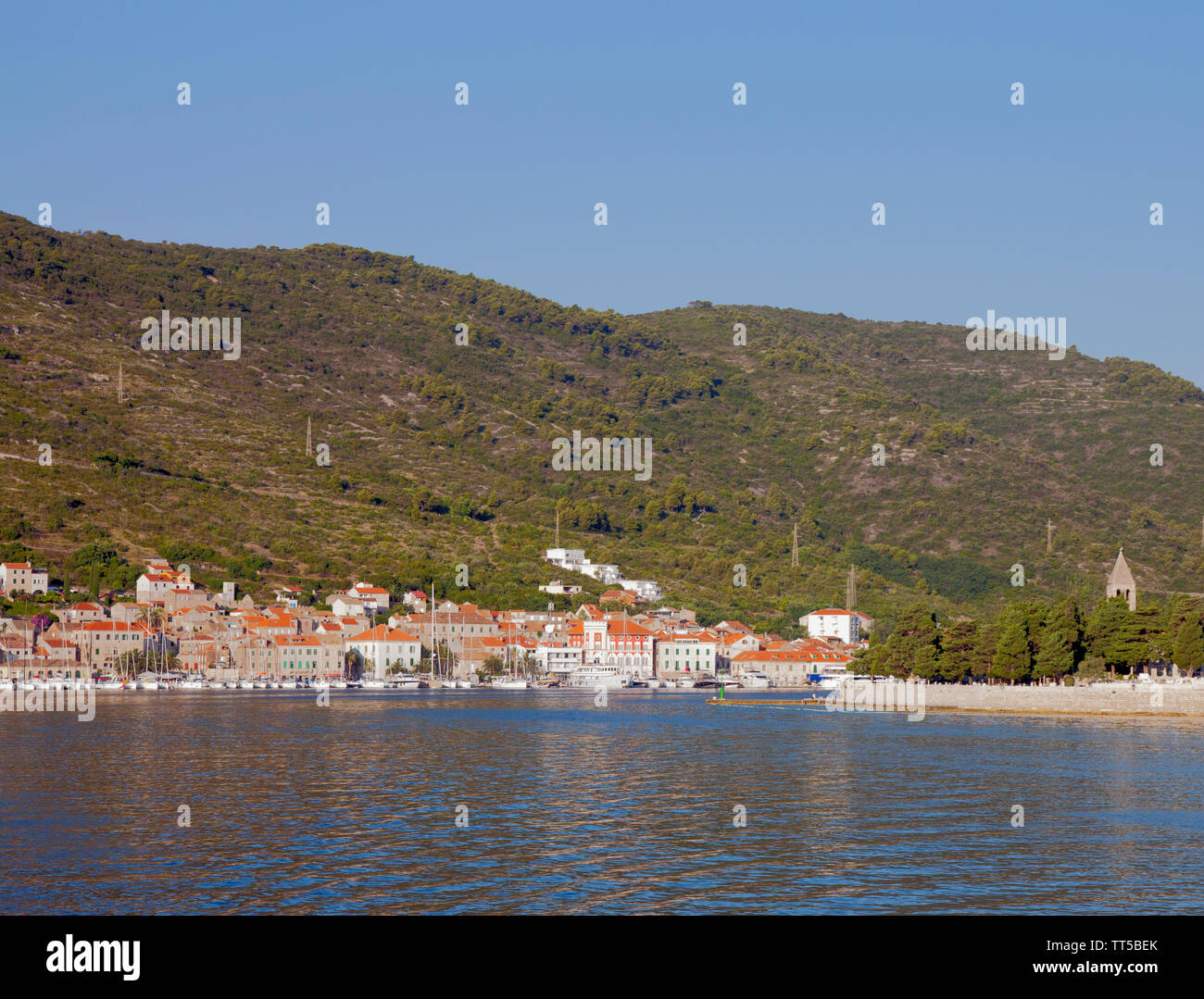 Waterfront der Stadt/Insel Vis, direkt an der Kroatischen Küste. In 397 v. Chr. gegründet, ist die älteste Stadt in Kroatien. Stockfoto