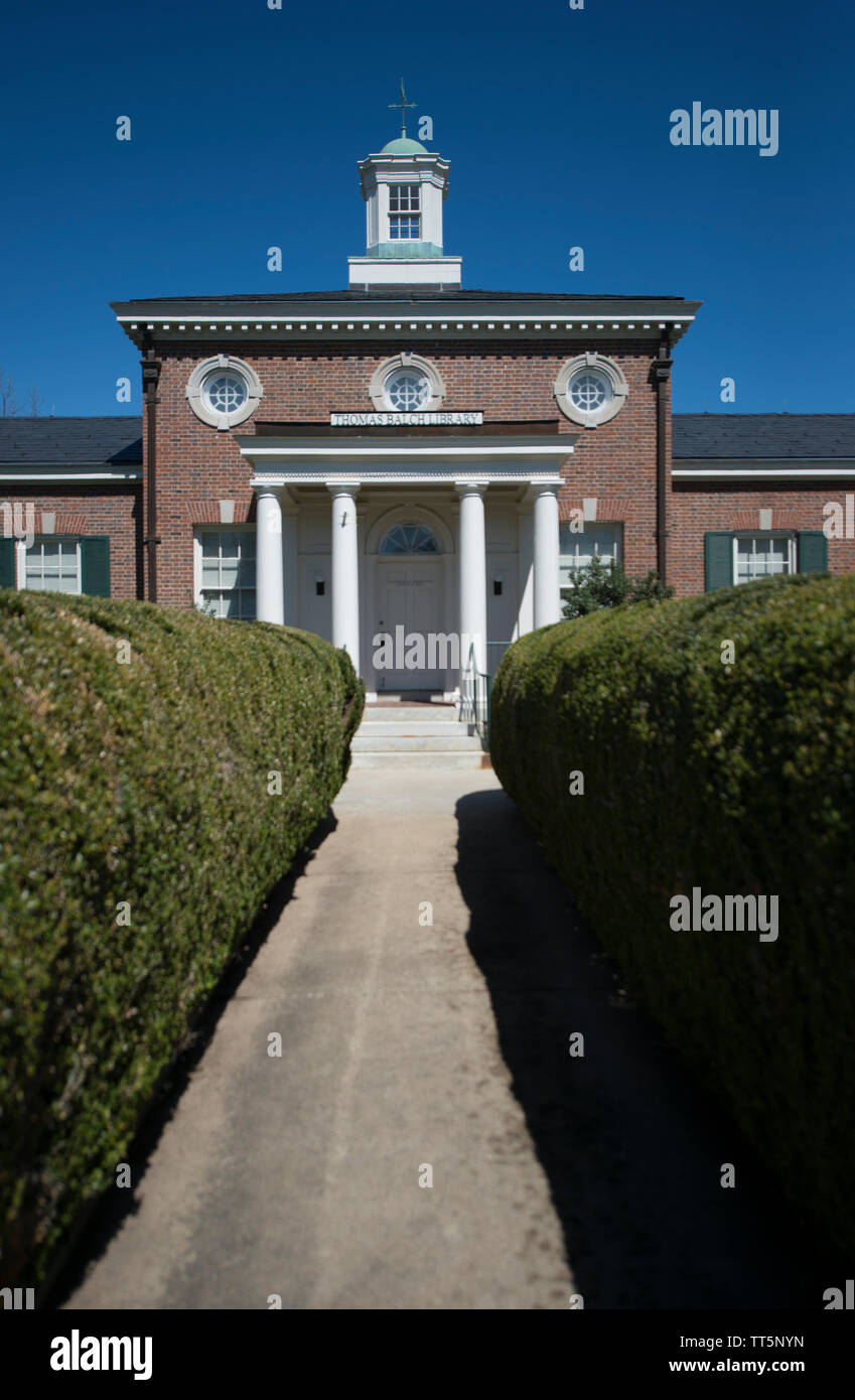 UNITED STATES - April 1, 2016: Die Thomas Balch Bibliothek in Leesburg, Virginia ist eine Geschichte und Genealogie Bibliothek. Das historische Land mark Will expan Stockfoto