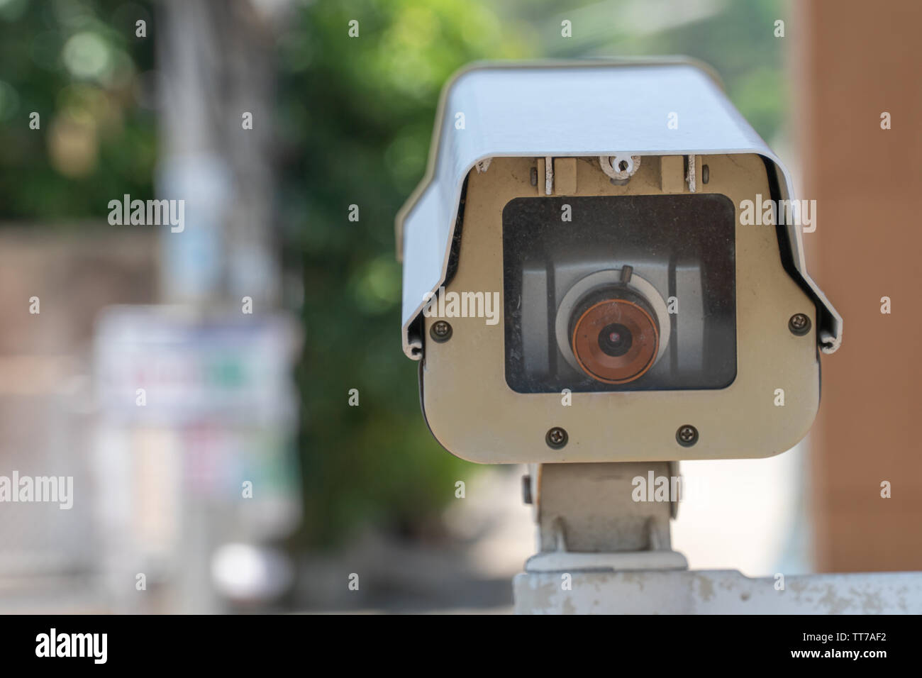Home Sicherheit Kameras oder home Überwachungskameras an einer Wand, video Schutz Sicherheit System Guard Stockfoto