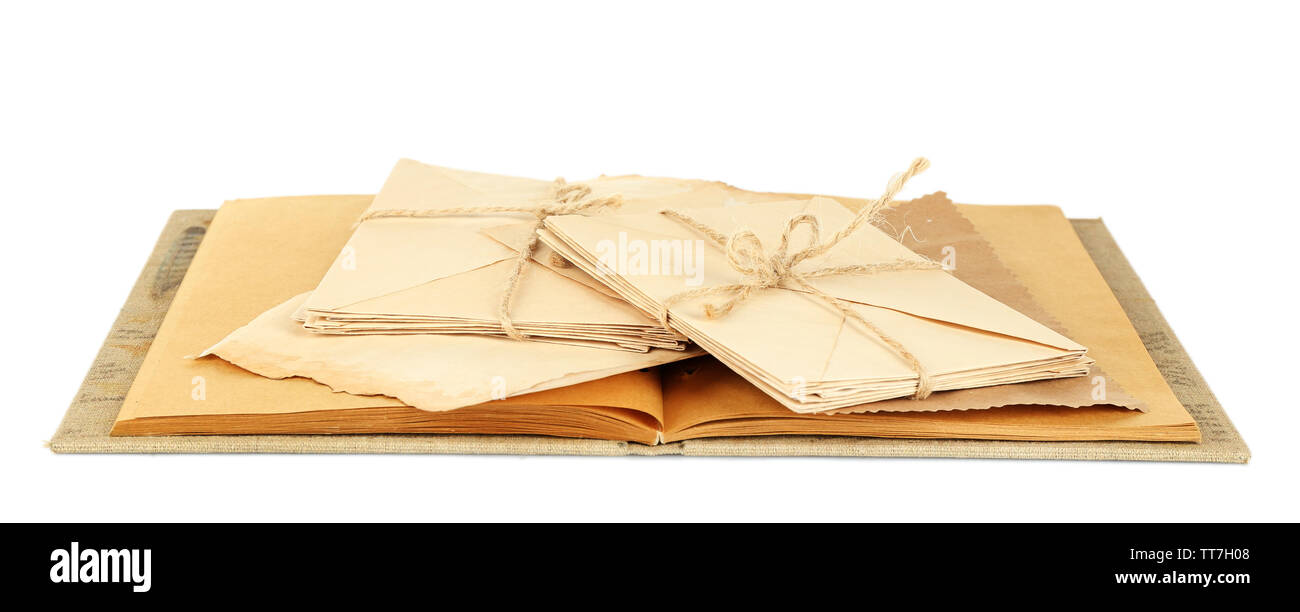 Alte Briefe und buchen Sie isoliert auf weißem Stockfoto