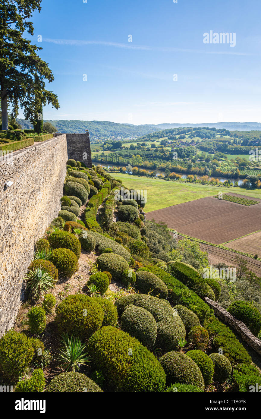 Tal der Dordogne und die hängenden Gärten von Marqueyssac Stockfoto