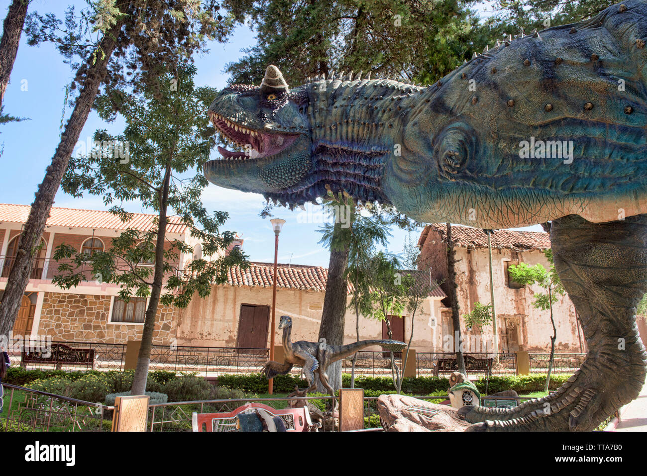 Dinosaurier Statue in der Plaza der Torotoro, Torotoro Nationalpark, Torotoro, Bolivien Stockfoto