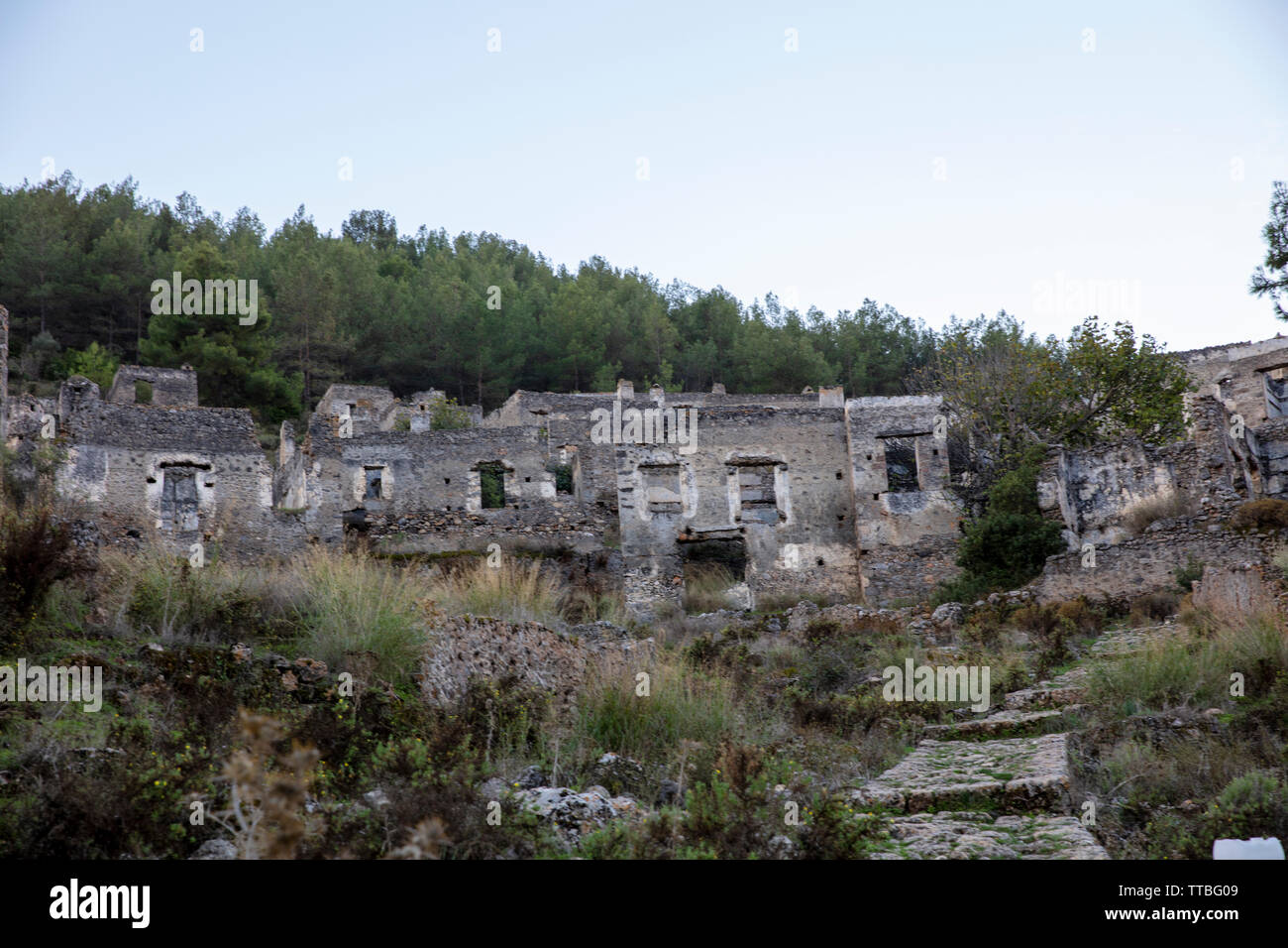 Historischen lykischen Dorf Kayaköy, Fethiye, Marmaris, Türkei. Geisterstadt Kayaköy, einst bekannt als Lebessos und Lebessis. Stockfoto