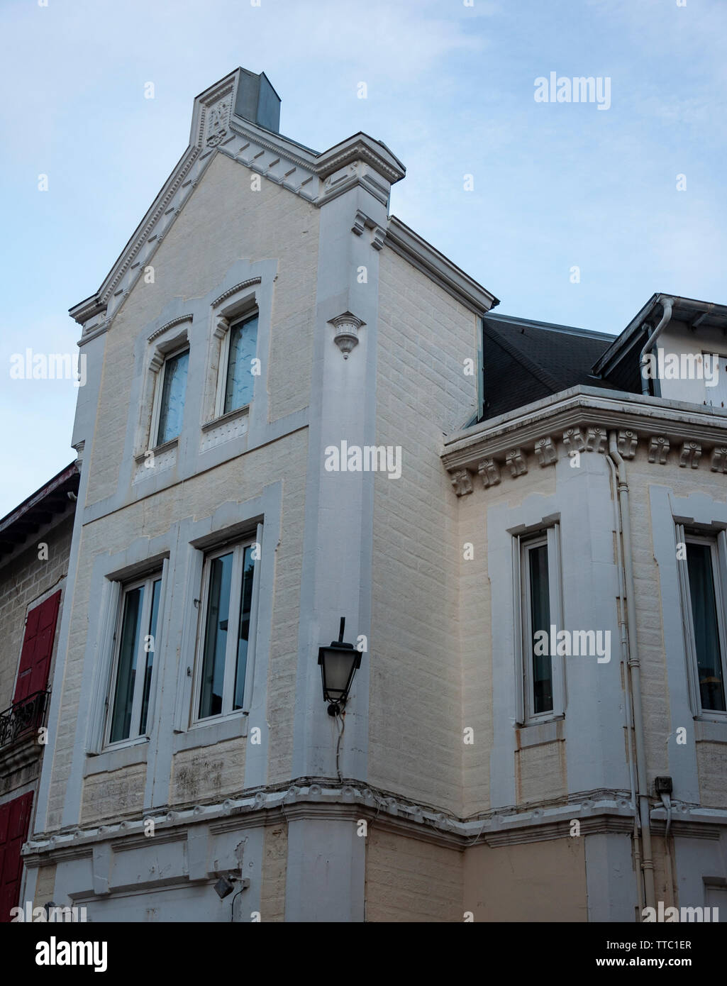 Sant Joan de Luz, Frankreich: Malerisches Dorf am Atlantik, in der Bucht von Biskaya. Der letzte Hafen von Aquitanien vor der spanischen Grenze. Stockfoto