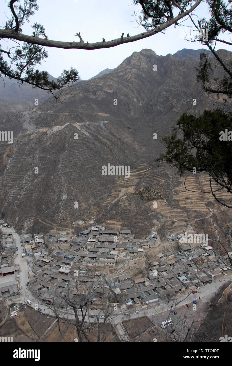 Cuandixia (Chuandixia) ist eine alte Stadt/Dorf in der Nähe von Beijing, China. Chuandixia hat, Ming und Qing Dynastie chinesischer Architektur mit Innenhof Wohnungen. Stockfoto