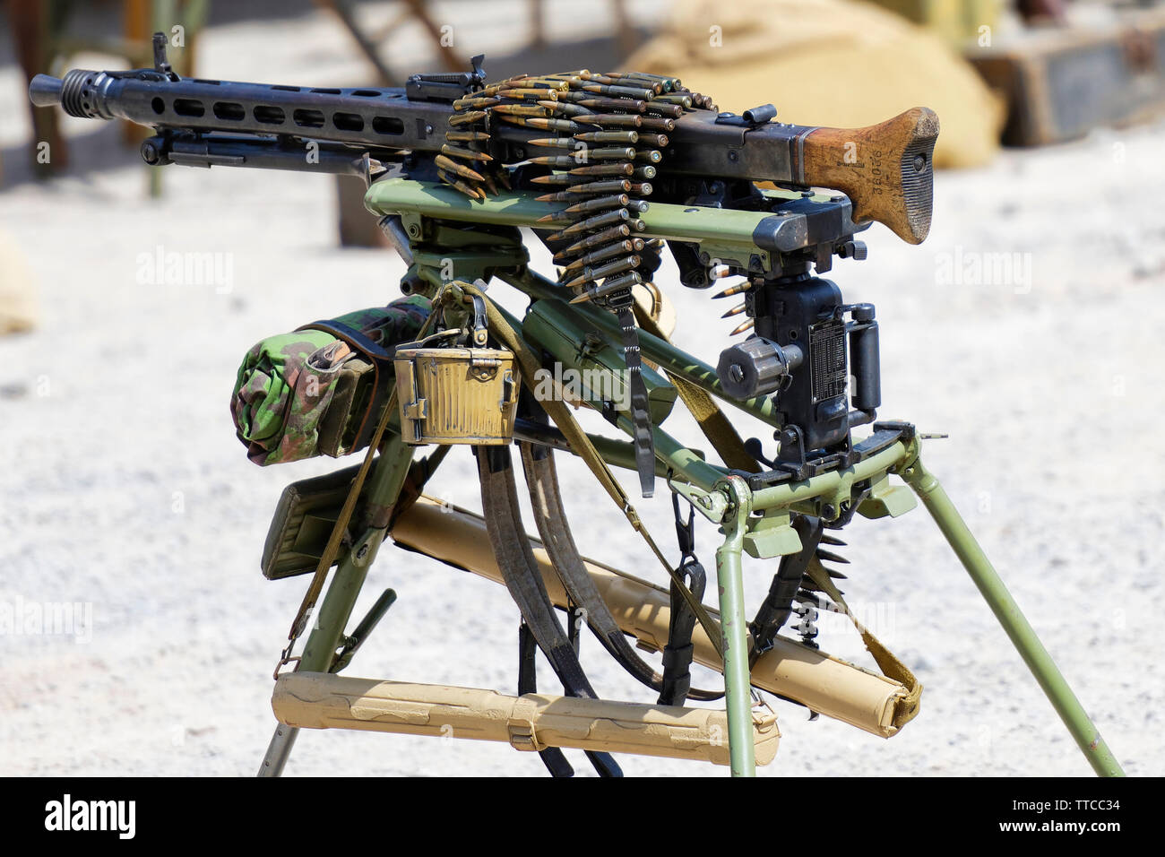 Deutsche MG 42 Light Machine Gun auf Stativ Stockfoto