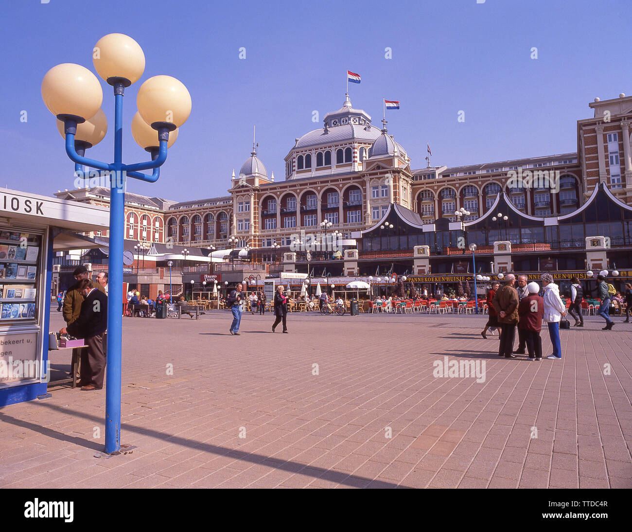 Strandpromenade und Kurhaus, Scheveningen, Den Haag (Den Haag), Südholland (Zuid-Holland), Königreich der Niederlande Stockfoto