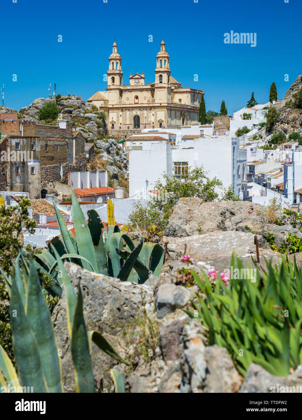 Malerische Anblick in der schönen Olvera, Provinz Cadiz, Andalusien, Spanien. Stockfoto