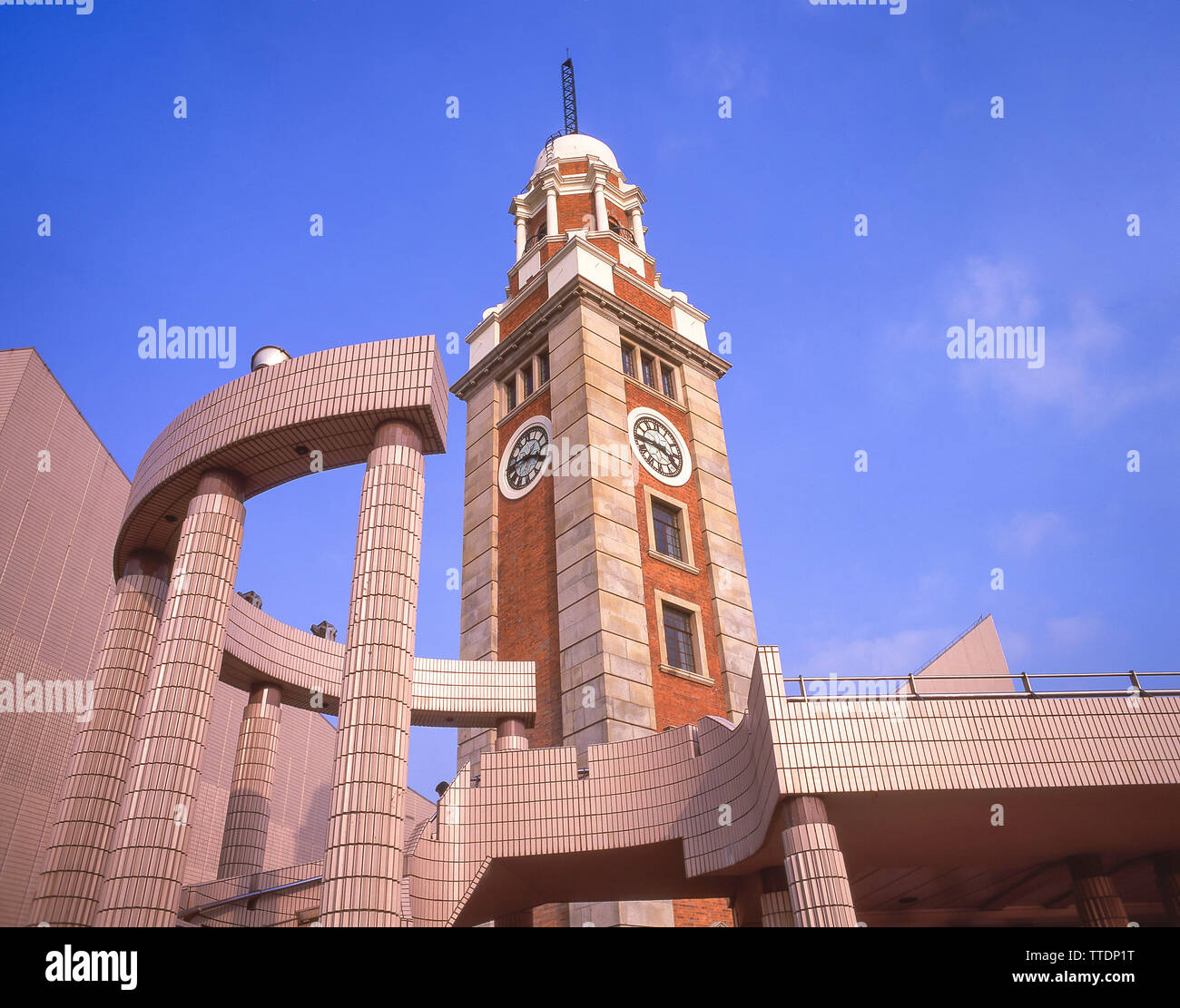 Ferry Terminal Clock Tower, Kowloon, Hongkong, Volksrepublik China Stockfoto