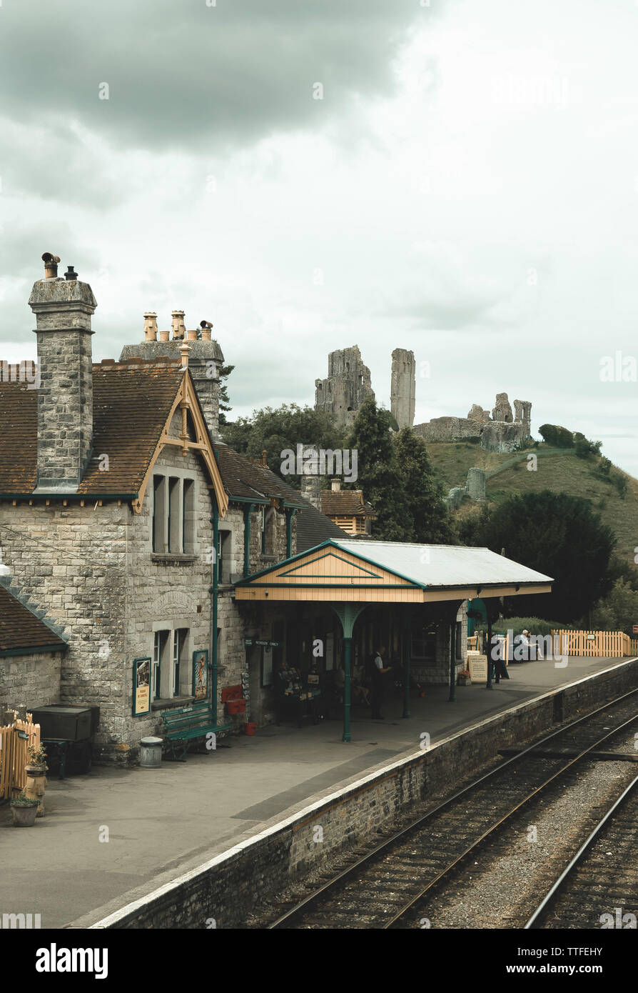 Alten Bahnhof in der englischen Dorf Corfe Stockfoto