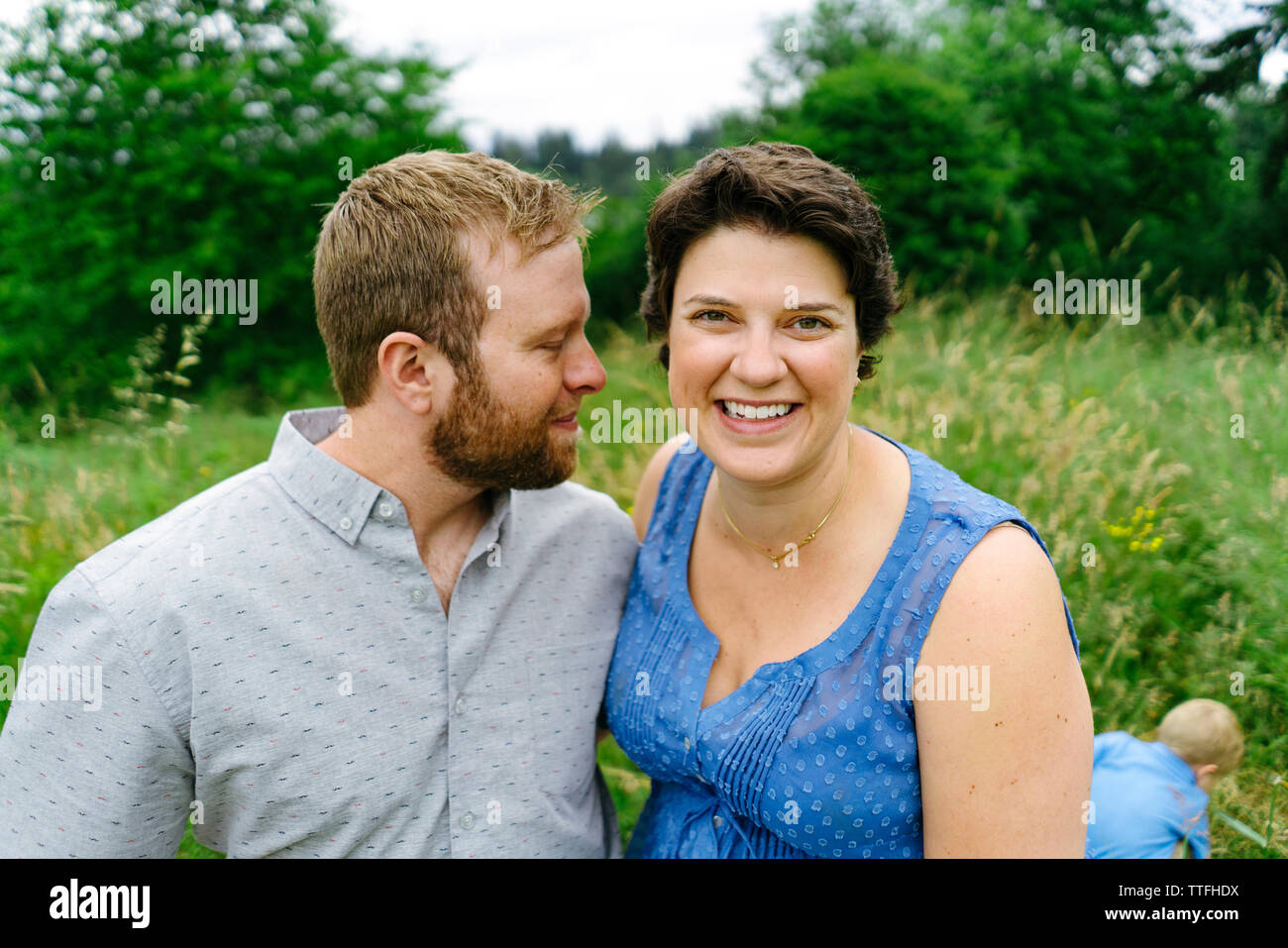 Gerade auf Portrait von Mann und Frau mit ihrem Sohn zusammen Stockfoto