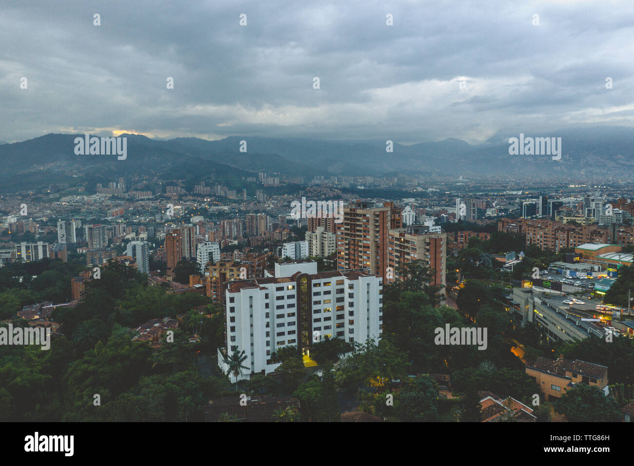 Bewölkt Nachmittag in Medellin Stockfoto