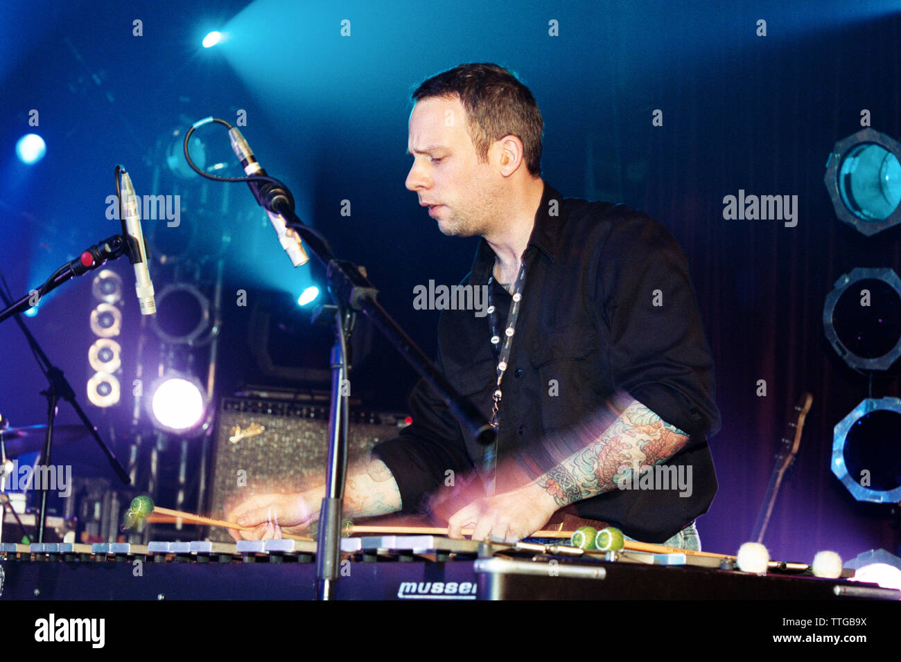 John McEntire im Bereich "Schildkröte" an allen spielen morgen Parteien durch Mogwai/Schildkröte/Schellack 27 März 2004 Pontins, Camber Sands, UK, kuratiert. Stockfoto