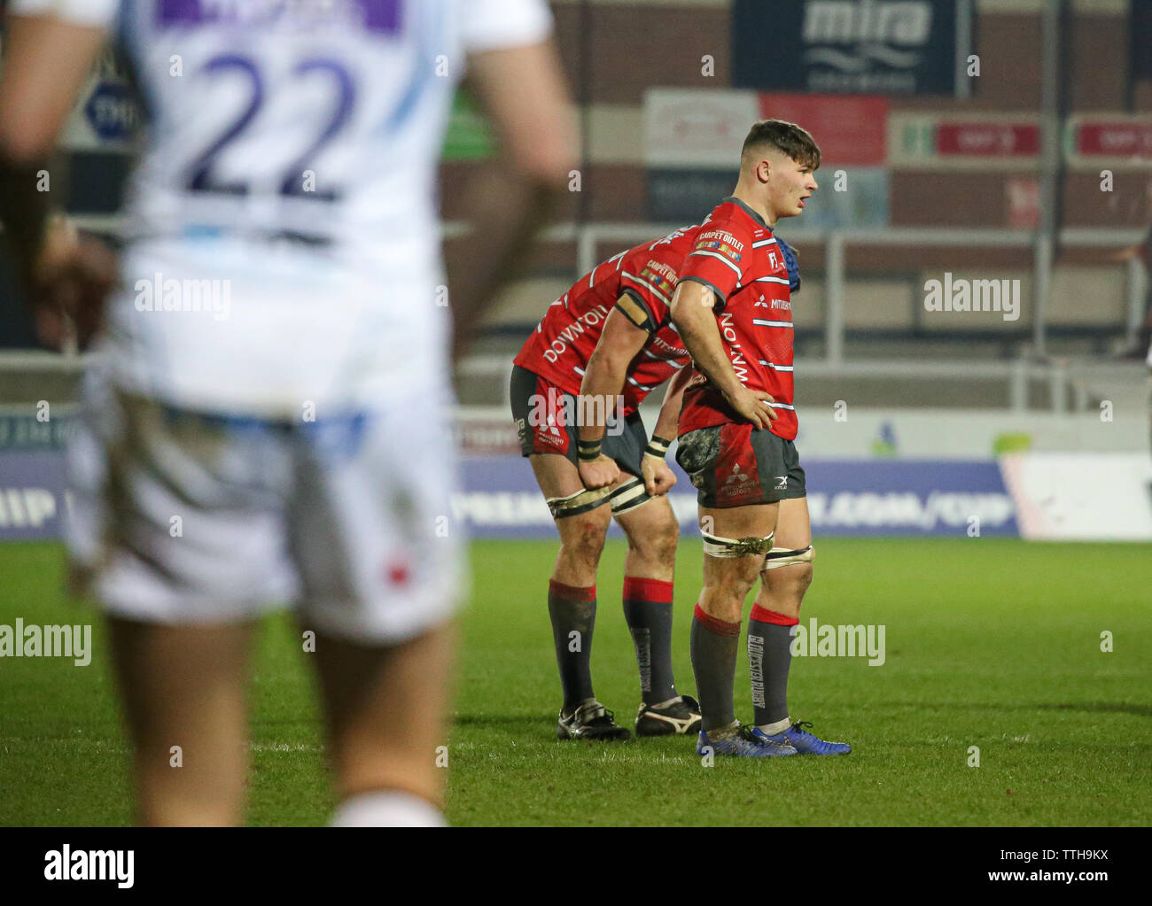 Flanker, Arron Hinkley wartet auf eine Verletzung gegen Exeter Chiefs 2 Kader Kingsholm Stadion, Gloucester, die Sie löschen wollen, Großbritannien Stockfoto