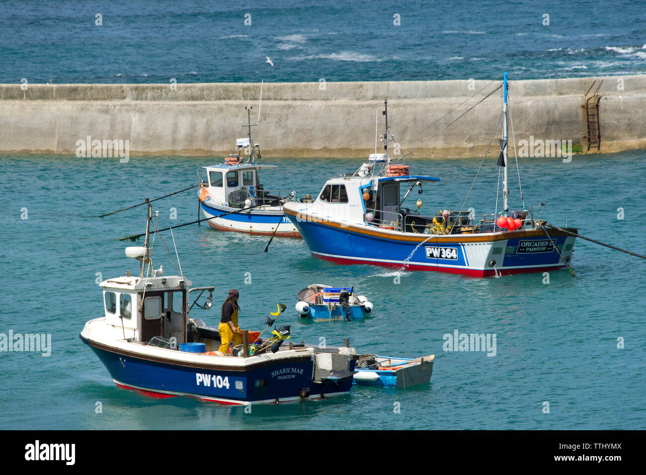 Delabole, Cornwall, Großbritannien, um die Einstellung für die TV-Serie Doc Martin, wo es heißt Portwenn Stockfoto