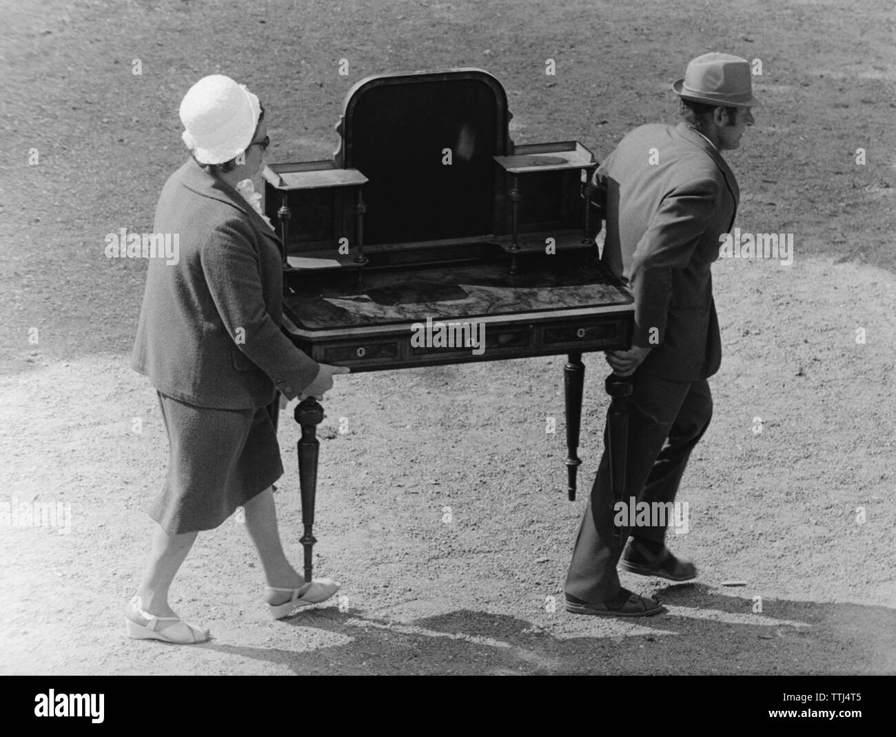 Paare, die in den 1960er Jahren. Ein paar ist ein Möbelstück. Schweden 1965 Stockfoto
