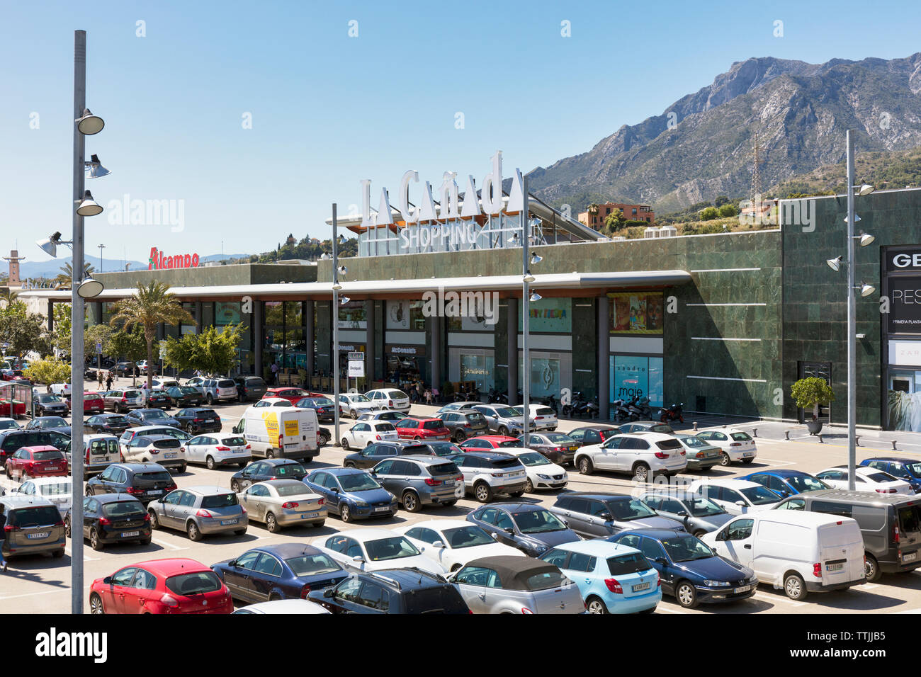 La Canada Shopping Centre, Marbella, Costa del Sol, Provinz Malaga, Andalusien, Südspanien. Stockfoto