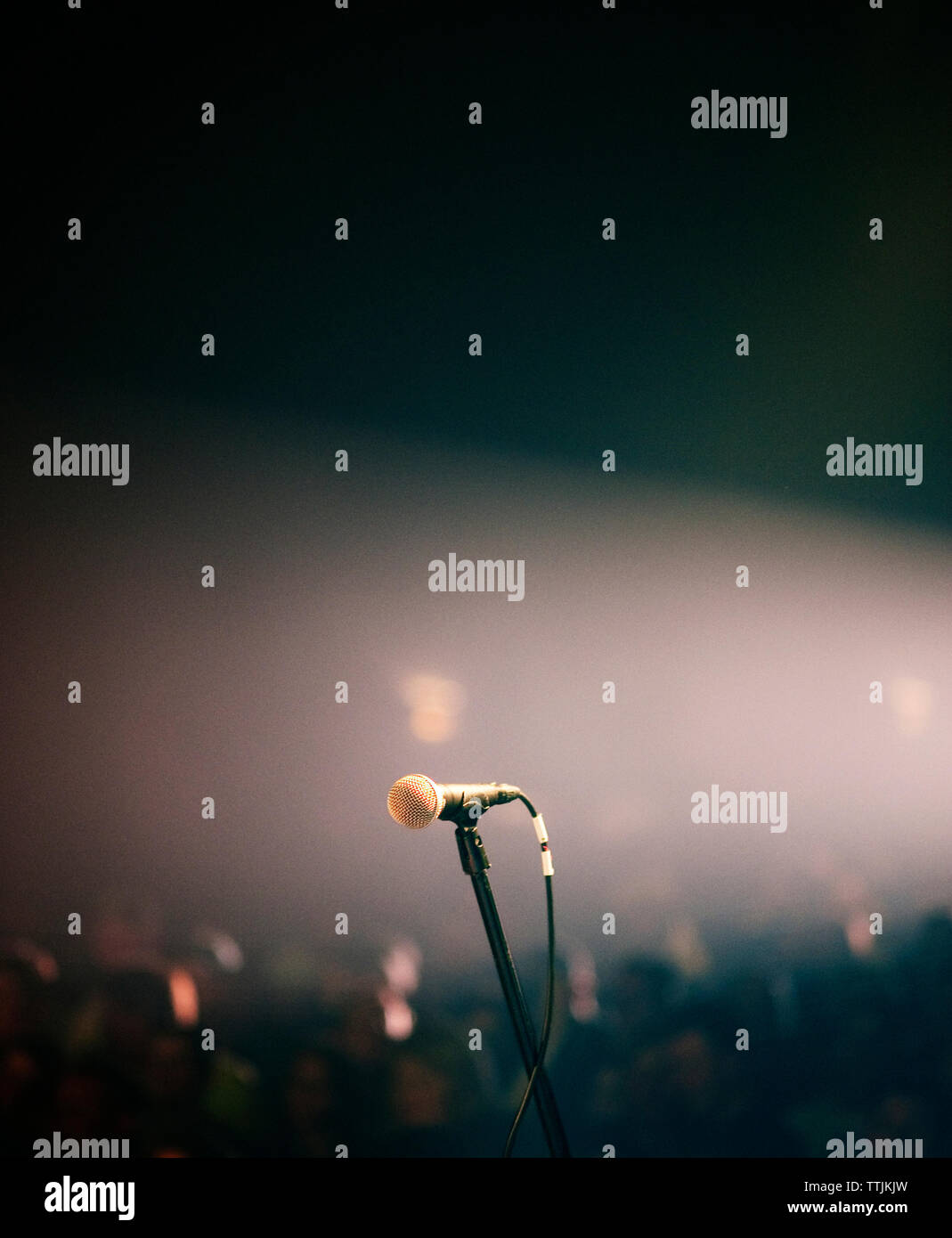 Mikrofon an der Konzerthalle Stockfoto