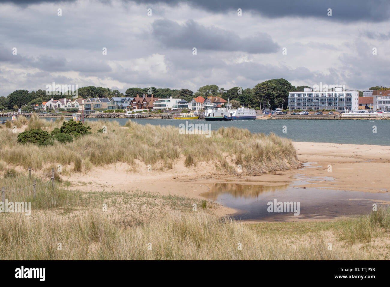 Sandbänke und Pool Hafen aus dem Studland Halbinsel, Dorset, England. Großbritannien Stockfoto