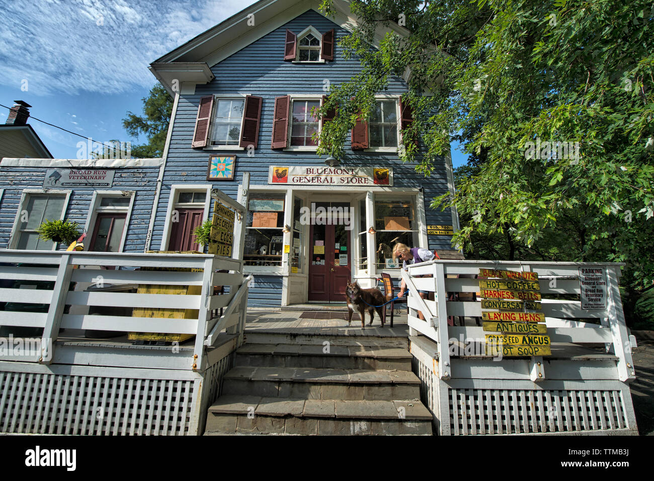 UNITED STATES - August 1, 2016: von Loudoun charmantesten General Stores. Wenn ihr unterwegs in westlichen Loudoun müssen Sie diese ländliche Edelsteine zum Hinzufügen Stockfoto