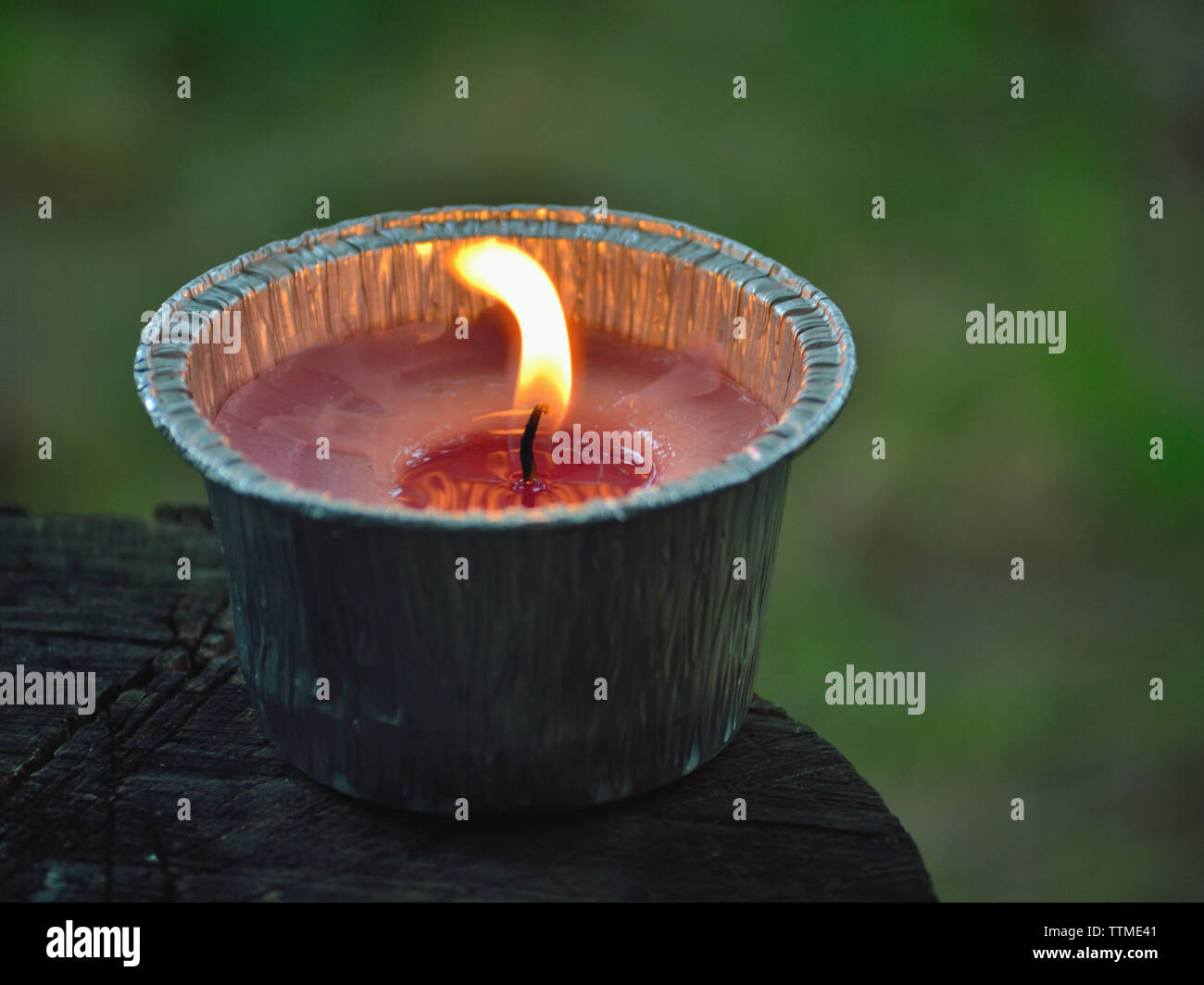 Anti Mücken Kerze Stockfotos und -bilder Kaufen - Alamy