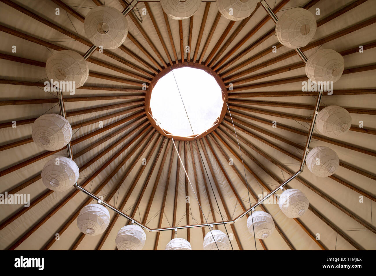 USA, Kalifornien, Big Sur, Esalen, der Decke innerhalb des Porter Jurte, dem Esalen Institut Stockfoto