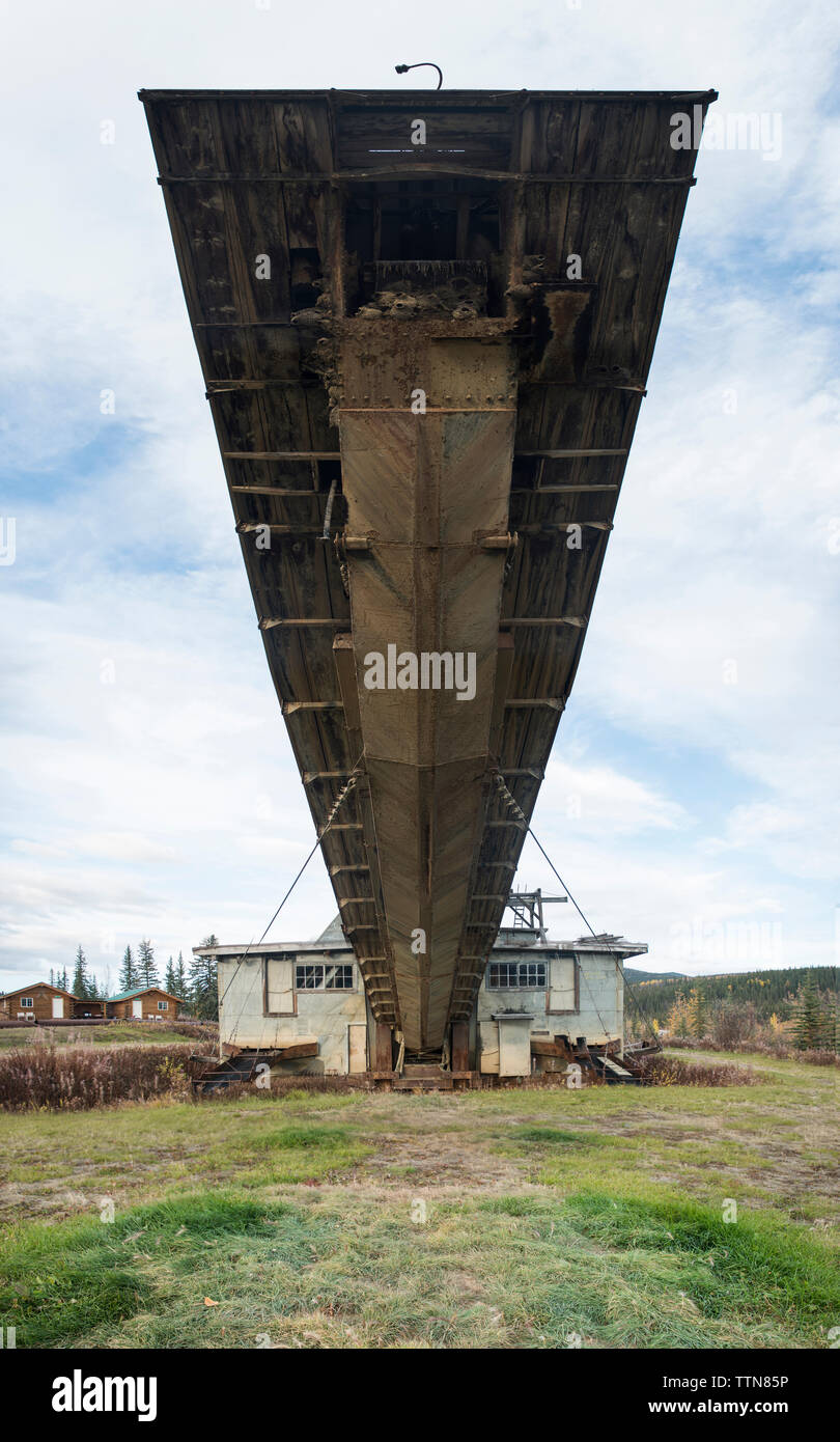 Low Angle Sicht der Industrie gegen Sky Stockfoto