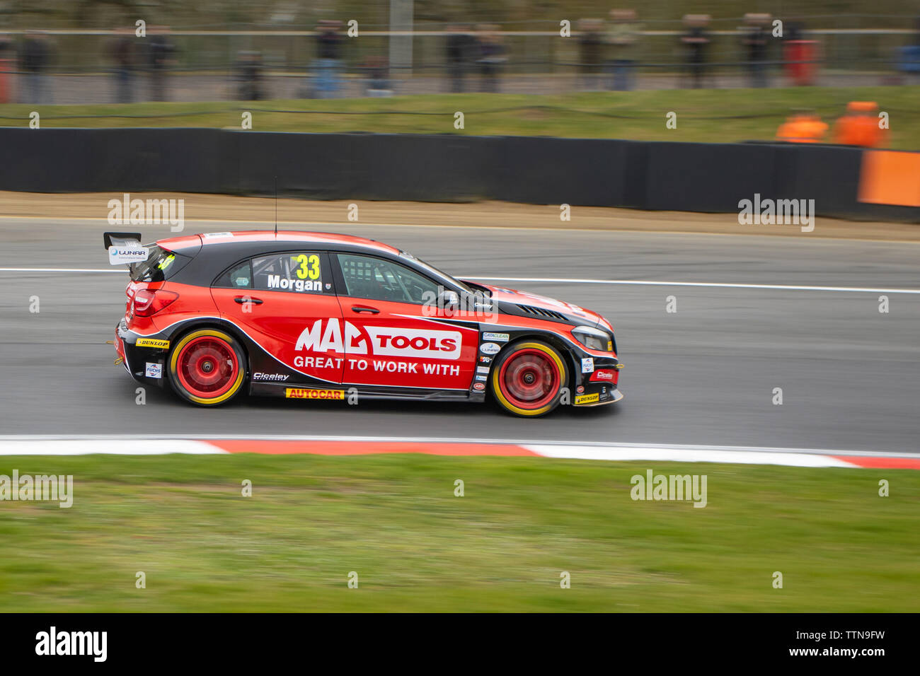 Mercedes A-Klasse am Anschluss, British Touring Car Championship (BTCC), Brands Hatch, erstes Rennen der Saison, April 2019 Stockfoto