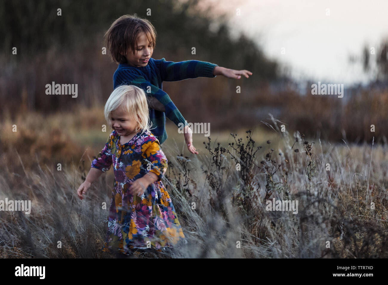 Geschwisterkind Stockfotos und bilder Kaufen Alamy