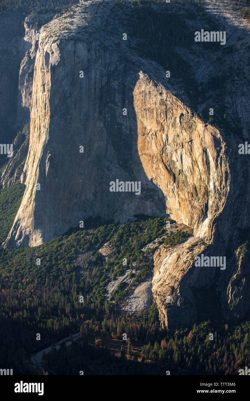 Hohe Betrachtungswinkel von Berg im Yosemite National Park Stockfoto